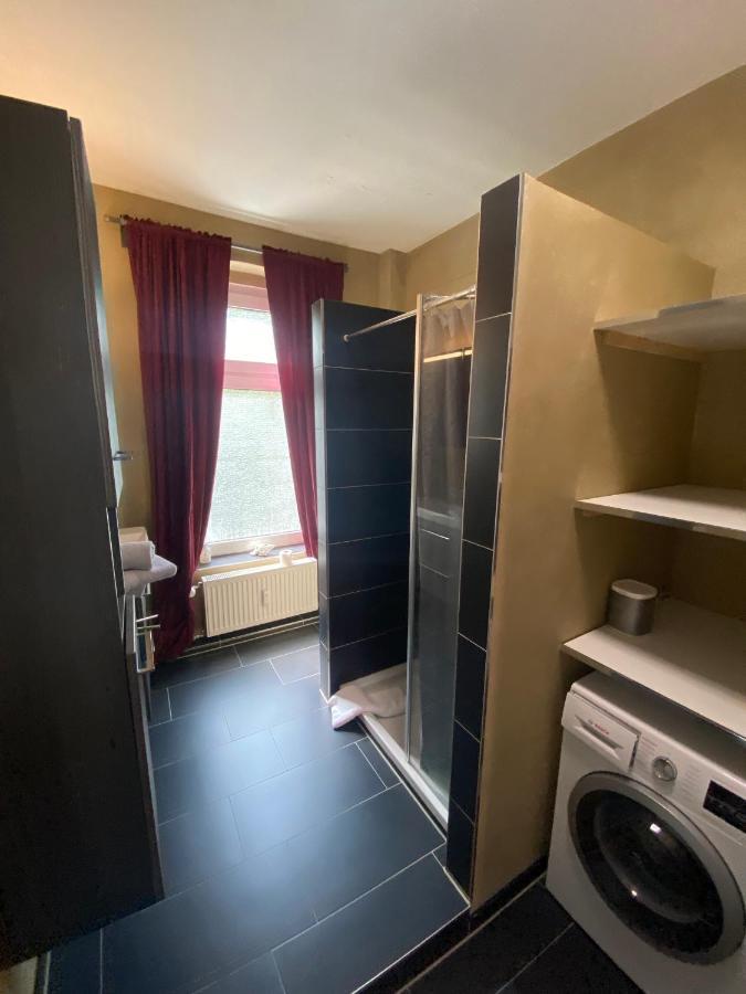 Ferienwohnung Deluxe Altbaucharme In Zentraler Lage Kiel Exterior foto